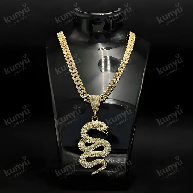 Obesek za hip hop živalski totem